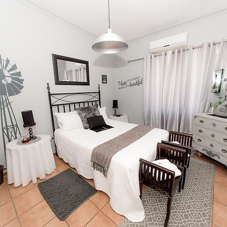 Tarentaalrand Guesthouse Апингтон Экстерьер фото